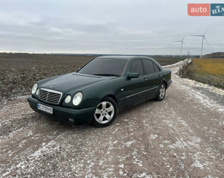 Зеленый Мерседес Е-Класс, объемом двигателя 2.16 л и пробегом 413 тыс. км за 3899 $, фото 1 на Automoto.ua