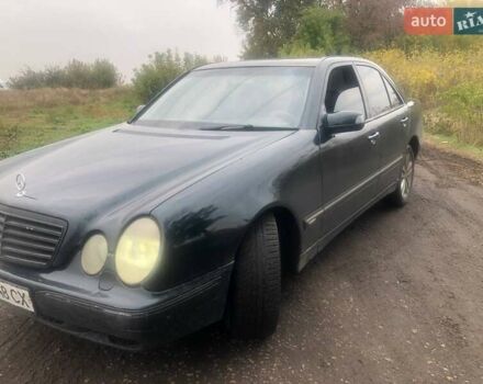 Мерседес Е-Класс 1999 в Черкассах на Automoto.ua Зеленый Мерседес Е-Класс, объемом двигателя 2.8 л и пробегом 320 тыс. км за 3500 $, фото 1 на Automoto.ua