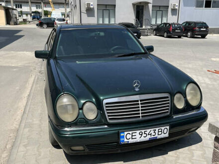 Мерседес Е-Класс 1999 в Ивано-Франковске на Automoto.ua Зеленый Мерседес Е-Класс, объемом двигателя 2 л и пробегом 310 тыс. км за 2700 $, фото 1 на Automoto.ua