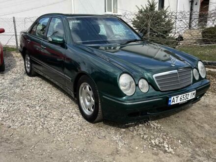 Зеленый Мерседес Е-Класс, объемом двигателя 2.7 л и пробегом 470 тыс. км за 2700 $, фото 1 на Automoto.ua