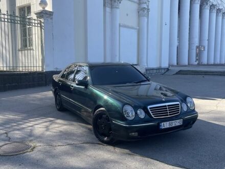 Мерседес Е-Клас 2001 у Дніпро (Дніпропетровську) на Automoto.ua Зелений Мерседес Е-Клас, об'ємом двигуна 2.8 л та пробігом 358 тис. км за 5500 $, фото 1 на Automoto.ua