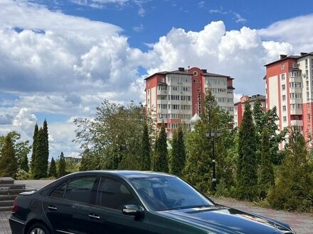 Зелений Мерседес Е-Клас, об'ємом двигуна 2.15 л та пробігом 223 тис. км за 4799 $, фото 1 на Automoto.ua