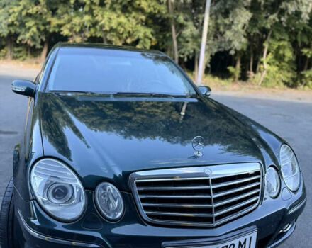 Мерседес Е-Класс 2002 в Обухове на Automoto.ua Зеленый Мерседес Е-Класс, объемом двигателя 3.2 л и пробегом 395 тыс. км за 6500 $, фото 1 на Automoto.ua