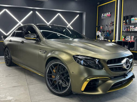 Зеленый Мерседес Е-Класс, объемом двигателя 3.98 л и пробегом 43 тыс. км за 85000 $, фото 1 на Automoto.ua