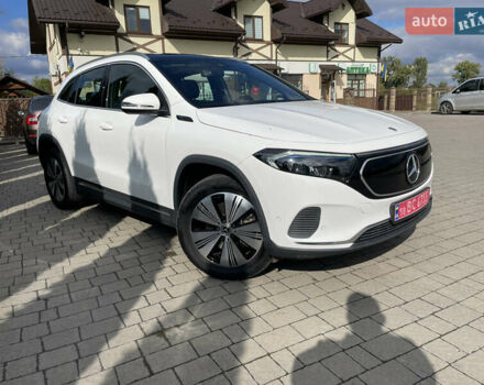Белый Мерседес EQA, объемом двигателя 0 л и пробегом 77 тыс. км за 28300 $, фото 2 на Automoto.ua