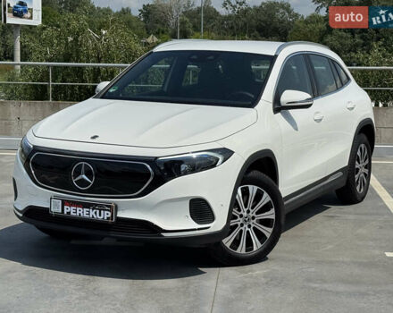 Белый Мерседес EQA, объемом двигателя 0 л и пробегом 3 тыс. км за 34499 $, фото 7 на Automoto.ua