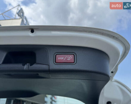 Белый Мерседес EQA, объемом двигателя 0 л и пробегом 3 тыс. км за 34499 $, фото 59 на Automoto.ua