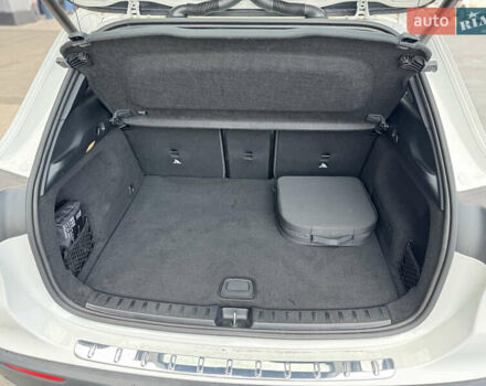 Белый Мерседес EQA, объемом двигателя 0 л и пробегом 3 тыс. км за 34499 $, фото 60 на Automoto.ua