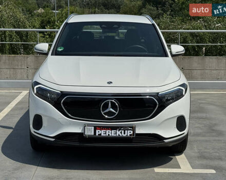 Белый Мерседес EQA, объемом двигателя 0 л и пробегом 3 тыс. км за 34499 $, фото 1 на Automoto.ua