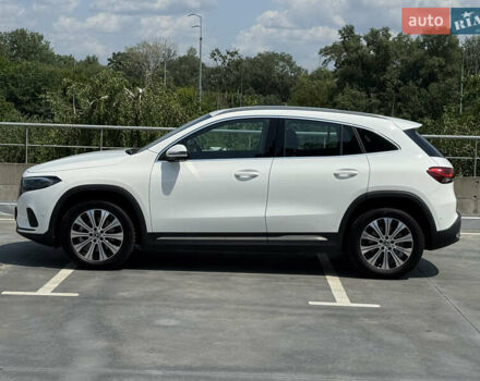 Белый Мерседес EQA, объемом двигателя 0 л и пробегом 3 тыс. км за 34499 $, фото 11 на Automoto.ua