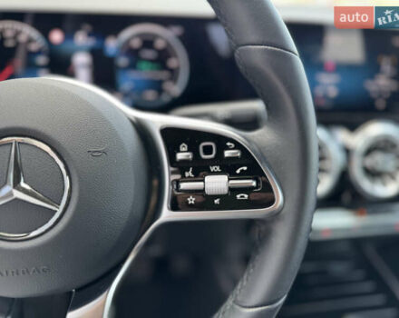 Белый Мерседес EQA, объемом двигателя 0 л и пробегом 3 тыс. км за 34499 $, фото 39 на Automoto.ua