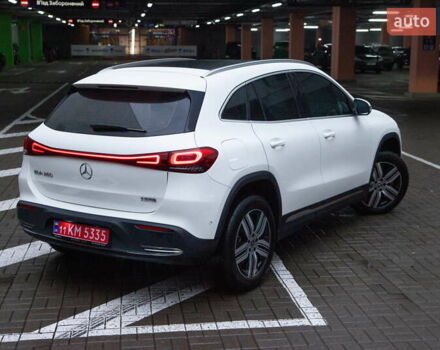 Белый Мерседес EQA, объемом двигателя 0 л и пробегом 12 тыс. км за 29500 $, фото 7 на Automoto.ua