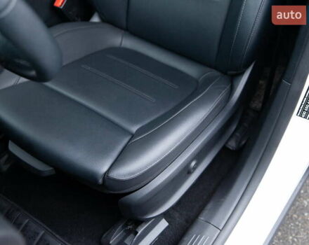 Белый Мерседес EQA, объемом двигателя 0 л и пробегом 12 тыс. км за 29500 $, фото 17 на Automoto.ua