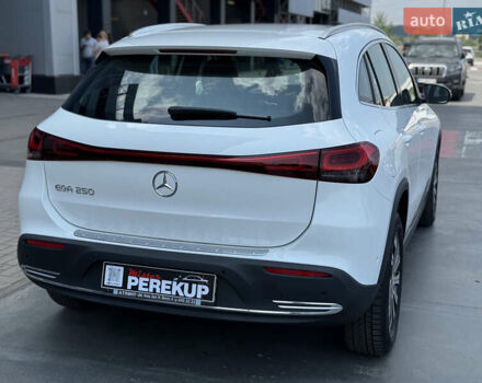 Белый Мерседес EQA, объемом двигателя 0 л и пробегом 3 тыс. км за 34499 $, фото 29 на Automoto.ua