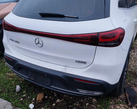 Белый Мерседес EQA, объемом двигателя 0 л и пробегом 12 тыс. км за 28999 $, фото 5 на Automoto.ua