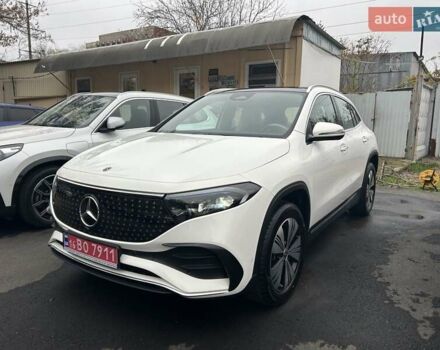 Белый Мерседес EQA, объемом двигателя 0 л и пробегом 1 тыс. км за 34999 $, фото 10 на Automoto.ua