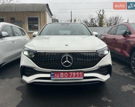 Белый Мерседес EQA, объемом двигателя 0 л и пробегом 1 тыс. км за 34999 $, фото 1 на Automoto.ua