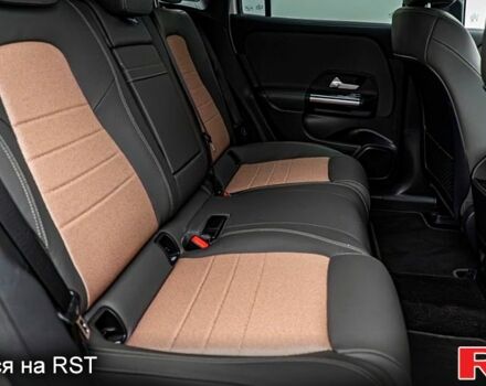 Мерседес EQA 2022 у Києві на Automoto.ua Білий Мерседес EQA, об'ємом двигуна 0 л та пробігом 20 тис. км за 40000 $, фото 3 на Automoto.ua