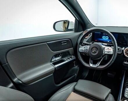 Мерседес EQA 2022 у Києві на Automoto.ua Білий Мерседес EQA, об'ємом двигуна 0 л та пробігом 20 тис. км за 40000 $, фото 6 на Automoto.ua