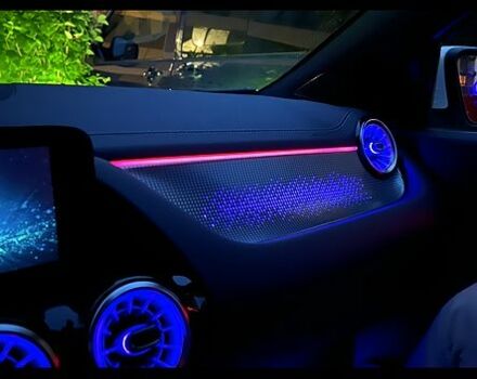 Мерседес EQA 2022 у Києві на Automoto.ua Білий Мерседес EQA, об'ємом двигуна 0 л та пробігом 20 тис. км за 40000 $, фото 9 на Automoto.ua