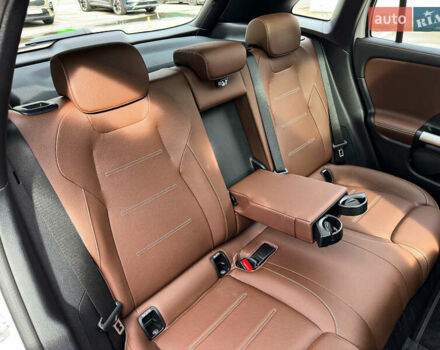 Мерседес EQA 2025 в Киеве на Automoto.ua Белый Мерседес EQA, объемом двигателя 0 л и пробегом 1 тыс. км за 36850 $, фото 44 на Automoto.ua