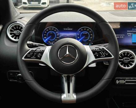 Мерседес EQA 2025 в Киеве на Automoto.ua Белый Мерседес EQA, объемом двигателя 0 л и пробегом 1 тыс. км за 36850 $, фото 41 на Automoto.ua