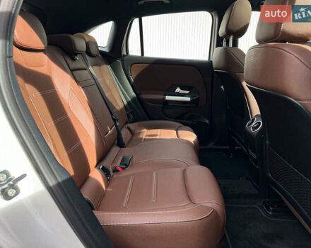 Мерседес EQA 2025 в Киеве на Automoto.ua Белый Мерседес EQA, объемом двигателя 0 л и пробегом 1 тыс. км за 36850 $, фото 42 на Automoto.ua