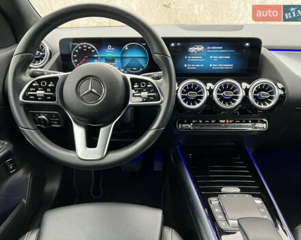 Черный Мерседес EQA, объемом двигателя 0 л и пробегом 123 тыс. км за 26000 $, фото 16 на Automoto.ua