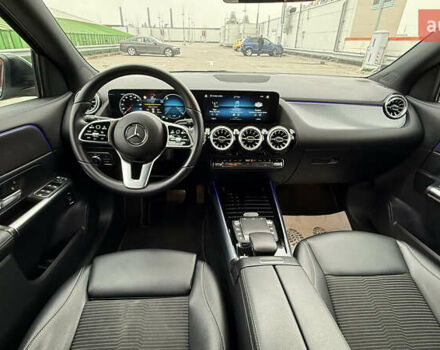Черный Мерседес EQA, объемом двигателя 0 л и пробегом 123 тыс. км за 26000 $, фото 68 на Automoto.ua
