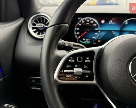 Черный Мерседес EQA, объемом двигателя 0 л и пробегом 123 тыс. км за 26000 $, фото 29 на Automoto.ua