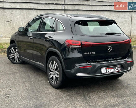 Черный Мерседес EQA, объемом двигателя 0 л и пробегом 123 тыс. км за 26000 $, фото 3 на Automoto.ua
