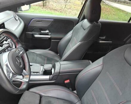 Черный Мерседес EQA, объемом двигателя 0 л и пробегом 183 тыс. км за 25900 $, фото 16 на Automoto.ua