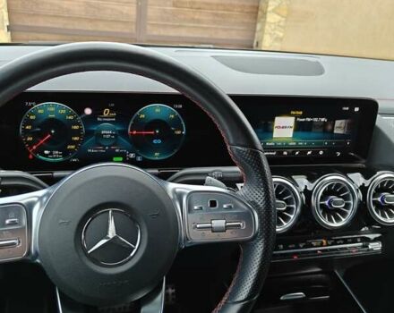 Черный Мерседес EQA, объемом двигателя 0 л и пробегом 183 тыс. км за 25900 $, фото 27 на Automoto.ua