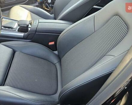 Черный Мерседес EQA, объемом двигателя 0 л и пробегом 50 тыс. км за 37200 $, фото 3 на Automoto.ua