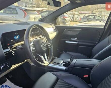 Черный Мерседес EQA, объемом двигателя 0 л и пробегом 50 тыс. км за 37200 $, фото 16 на Automoto.ua