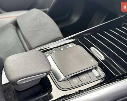 Черный Мерседес EQA, объемом двигателя 0 л и пробегом 39 тыс. км за 32900 $, фото 26 на Automoto.ua