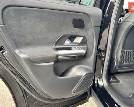 Черный Мерседес EQA, объемом двигателя 0 л и пробегом 39 тыс. км за 32900 $, фото 24 на Automoto.ua