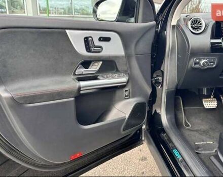 Черный Мерседес EQA, объемом двигателя 0 л и пробегом 39 тыс. км за 32900 $, фото 22 на Automoto.ua