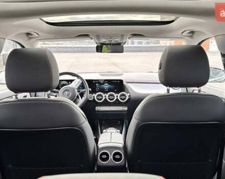 Черный Мерседес EQA, объемом двигателя 0 л и пробегом 39 тыс. км за 32900 $, фото 41 на Automoto.ua