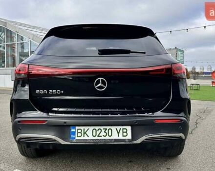 Черный Мерседес EQA, объемом двигателя 0 л и пробегом 39 тыс. км за 32900 $, фото 6 на Automoto.ua