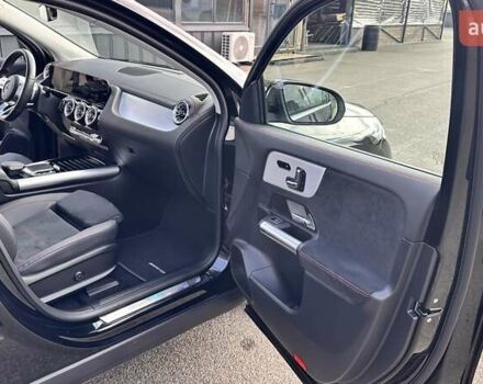 Чорний Мерседес EQA, об'ємом двигуна 0 л та пробігом 38 тис. км за 33300 $, фото 16 на Automoto.ua