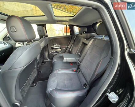 Черный Мерседес EQA, объемом двигателя 0 л и пробегом 35 тыс. км за 33500 $, фото 49 на Automoto.ua