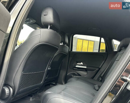 Черный Мерседес EQA, объемом двигателя 0 л и пробегом 11 тыс. км за 33800 $, фото 24 на Automoto.ua