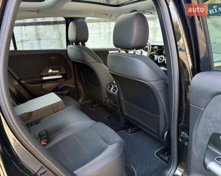 Черный Мерседес EQA, объемом двигателя 0 л и пробегом 35 тыс. км за 33500 $, фото 36 на Automoto.ua