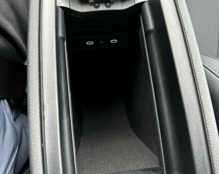 Черный Мерседес EQA, объемом двигателя 0 л и пробегом 11 тыс. км за 33800 $, фото 19 на Automoto.ua