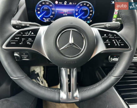 Черный Мерседес EQA, объемом двигателя 0 л и пробегом 11 тыс. км за 33800 $, фото 16 на Automoto.ua