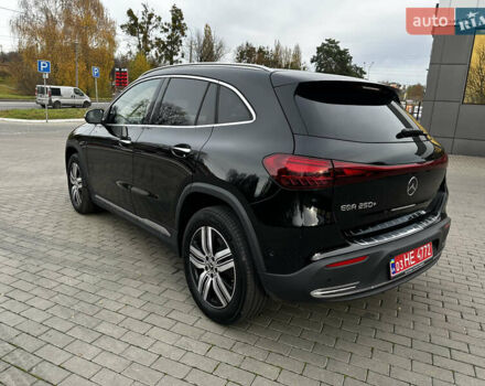 Черный Мерседес EQA, объемом двигателя 0 л и пробегом 11 тыс. км за 33800 $, фото 5 на Automoto.ua