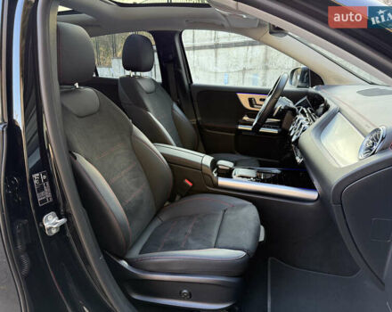 Черный Мерседес EQA, объемом двигателя 0 л и пробегом 35 тыс. км за 33500 $, фото 31 на Automoto.ua