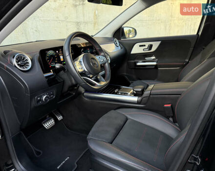 Черный Мерседес EQA, объемом двигателя 0 л и пробегом 35 тыс. км за 33500 $, фото 59 на Automoto.ua