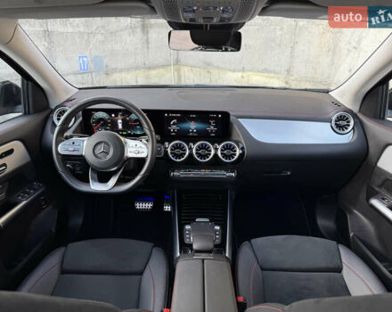 Черный Мерседес EQA, объемом двигателя 0 л и пробегом 35 тыс. км за 33500 $, фото 68 на Automoto.ua